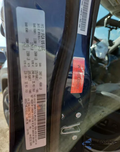 2019 Jeep Compass Latitude из США, поврежденный, VIN 3C4NJDBB0KT792181